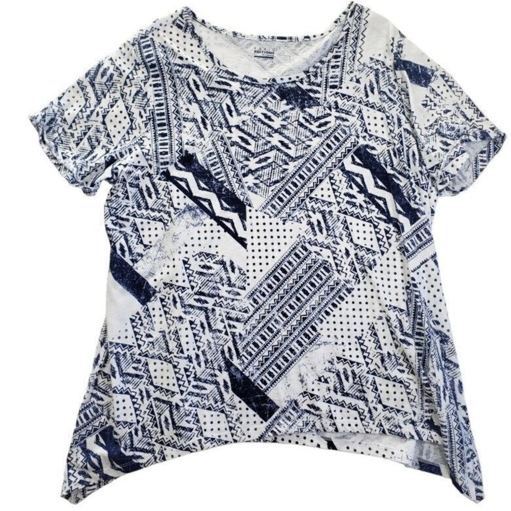Basic Editions Woman Navy Blue White Geometric Tribal Sharkbite Hem Top 1X